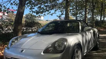 Usado Toyota MR2 141 HP (103 kW) 2000 Cabrios