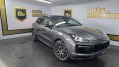 Cinzento Usado 2022 Porsche Cayenne SUV | € 96.500 (Preço justo)