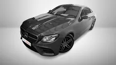 Cinza Usado 2020 Mercedes E220 AMG line Coupé | € 46.990