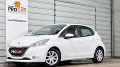 Branco Usado 2014 Peugeot 208 Active Citadino | € 9.900 (Preço justo)