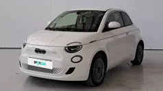 Branco Usado 2024 Fiat 500e Citadino | € 23.900 (Preço justo)