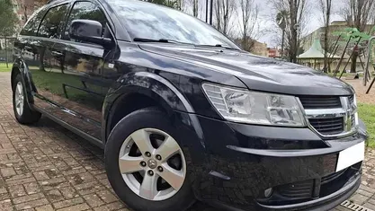 Usado Dodge Journey 140 HP (102 kW) 2009 SUV