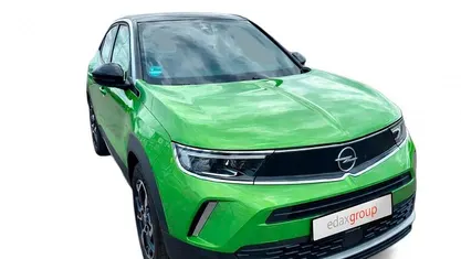 Usado Opel Mokka-e Ultimate 100 kW (136 HP) 2023 SUV