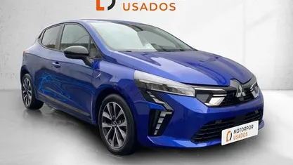 Azul Usado 2024 Mitsubishi Colt Invite Sedan | € 16.900 (Preço justo)