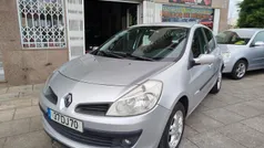 Cinza Usado 2007 Renault Clio II Rip Curl | € 2.999 (Bom preço)