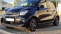 Preto Usado 2021 Smart ForFour Electric Drive Citadino | € 13.750 (Bom preço)