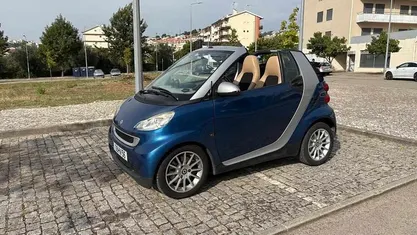 Azul Usado 2009 Smart ForTwo Cabrio Cabrios | € 6.000 (Preço justo)