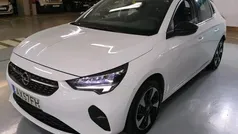 Branco Usado 2023 Opel Corsa-e Elegance Citadino | € 20.700 (Bom preço)