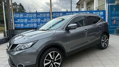 Usado 2015 Nissan Qashqai Tekna SUV | € 14.900 (Preço justo)