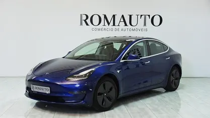 Usado 2020 Tesla Model 3 Sedan | € 24.800 (Bom preço)