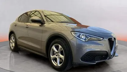 Usado Alfa Romeo Stelvio Super 180 HP (132 kW) 2019 Cinza SUV