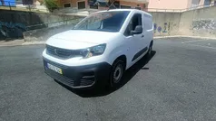 Branco Usado 2019 Peugeot Partner Premium Monovolume | € 9.555 (Bom preço)