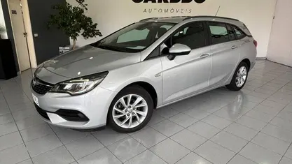 Usado Opel Astra Business Edition 122 HP (89 kW) 2020 Cinza Carrinha