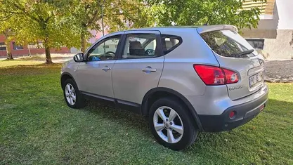 Usado Nissan Qashqai 106 HP (77 kW) 2009 SUV