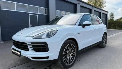 Branco Usado 2023 Porsche Cayenne SUV | € 82.500 (Super Preço)
