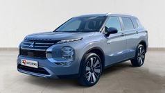 Usado 2025 Mitsubishi Outlander P-HEV | € 51.900 (Preço justo)