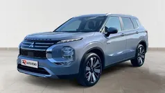 Cinzento Novo 2025 Mitsubishi Outlander P-HEV | € 51.900 (Preço justo)
