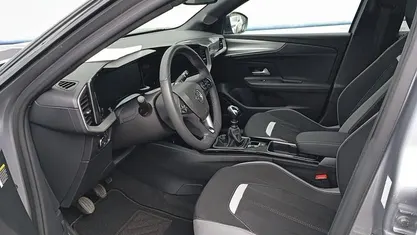 Usado Opel Mokka 100 HP (73 kW) 2024 Cinzento SUV
