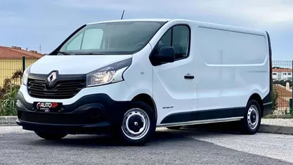 Branco Usado 2017 Renault Trafic Monovolume | € 16.900 (Super Preço)
