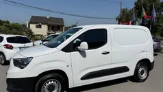 Branco Usado 2020 Opel Combo Monovolume | € 12.650 (Bom preço)