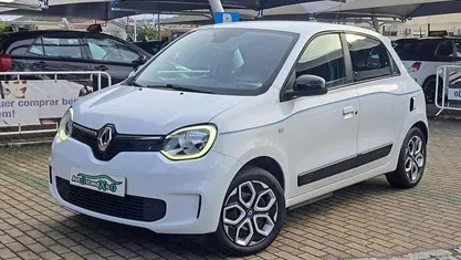 Branco Usado 2021 Renault Twingo Zen Citadino | € 12.990 (Preço justo)