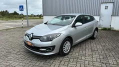 Cinzento (metalizado) Usado 2016 Renault Mégane GrandTour Carrinha | € 9.450 (Bom preço)