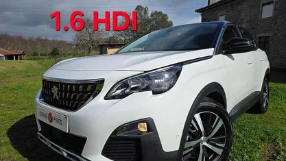 Usado Peugeot 3008 Allure 120 HP (88 kW) 2017 Branco SUV