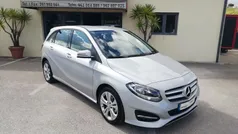 Cinza Usado 2015 Mercedes B180 Style Monovolume | € 15.600 (Preço justo)