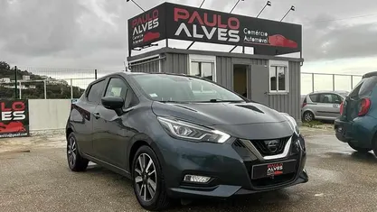 Usado Nissan Micra 90 HP (66 kW) 2018 Cinzento Citadino