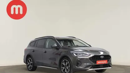 Cinzento Usado 2022 Ford Focus Carrinha | € 20.499 (Preço justo)