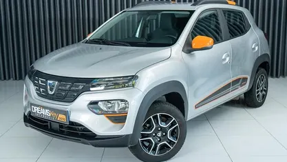 Cinza Usado 2022 Dacia Spring Comfort Plus Citadino | € 12.400 (Preço justo)