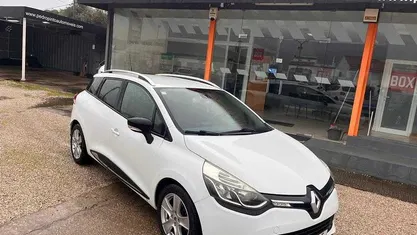 Usado Renault Clio IV 90 HP (66 kW) 2014 Branco Carrinha