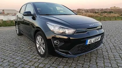 Usado 2021 Kia Rio Citadino | € 14.950 (Preço justo)