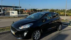 Cinza Usado 2018 Ford Fiesta Titanium Citadino | € 11.980 (Preço justo)