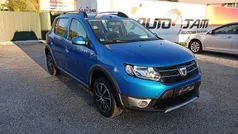 Azul Usado 2016 Dacia Sandero Prestige SUV | € 12.500 (Preço justo)