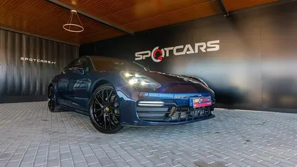 Azul Usado 2018 Porsche Panamera Sedan | € 64.990 (Super Preço)
