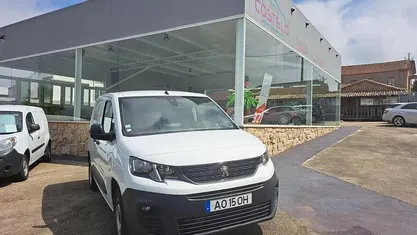 Usado Peugeot Partner 102 HP (75 kW) 2022 Branco Monovolume