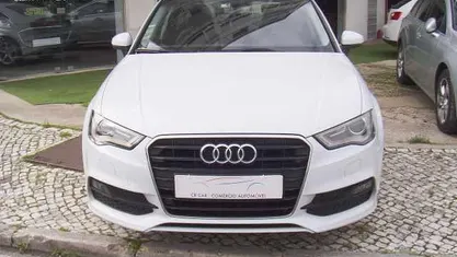Branco Usado 2015 Audi A3 Premium Sedan | € 15.900 (Preço justo)