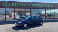 Azul Usado 1999 Ford Focus | € 4.850