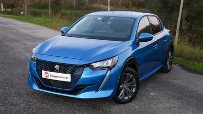 Usado Peugeot e-208 100 kW (136 HP) 2020 Azul Citadino