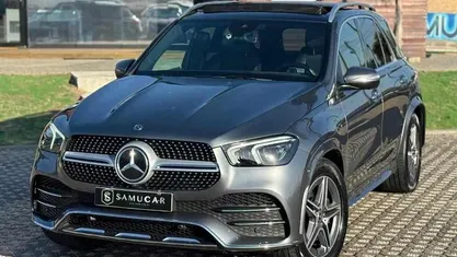 Cinzento Usado 2020 Mercedes GLE350 Citadino | € 54.990 (Preço justo)