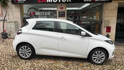 Branco Usado 2020 Renault Zoe Intens Citadino | € 13.500 (Bom preço)
