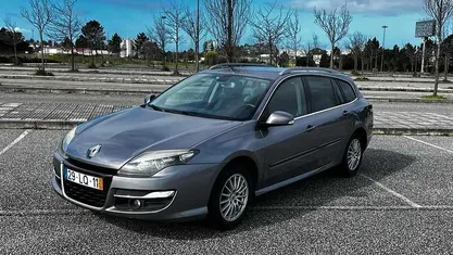 Usado Renault Laguna III 110 HP (80 kW) 2011 Cinzento Carrinha