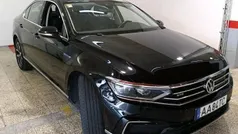 Preto Usado 2020 VW Passat GTE Sedan | € 21.599 (Bom preço)