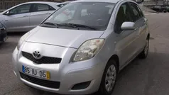 Cinzento Usado 2010 Toyota Yaris | € 7.500 (Preço justo)