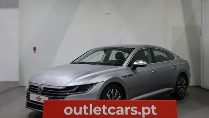 Cinzento claro metalizado Usado 2019 VW Arteon Elegance | € 23.450 (Preço justo)