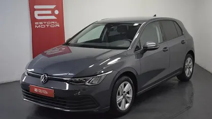 Cinza Usado 2024 VW Golf VIII Life | € 26.900 (Preço justo)