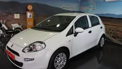 Branco Usado 2018 Fiat Punto Lounge Citadino | € 9.750 (Preço justo)