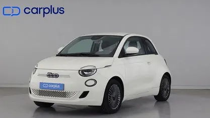 Branco Usado 2022 Fiat 500e La Prima Citadino | € 18.000 (Preço justo)