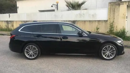 Preto Usado 2019 BMW 320 Carrinha | € 29.900 (Preço justo)